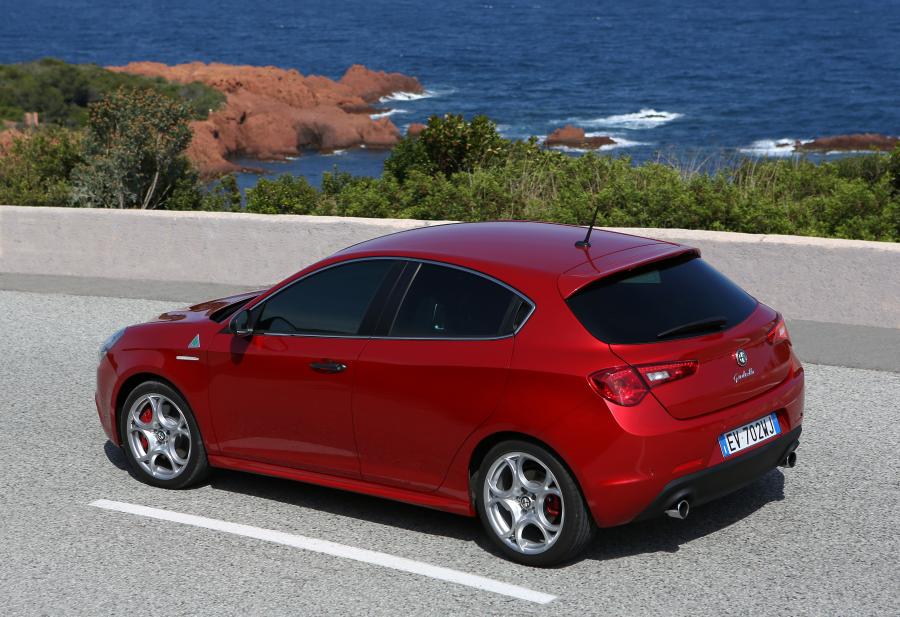  Alfa Romeo Giulietta Quadrifoglio Verde (940) 2014 года  (фото 25 из 40)